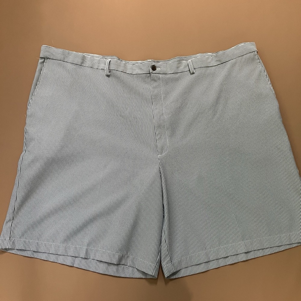 Haggar Mens Seersucker Striped Shorts‎ Blue White Size 56 Coastal Resort Golf